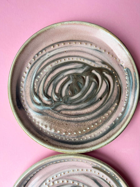 Plates: Set of 5 Pink Swirl