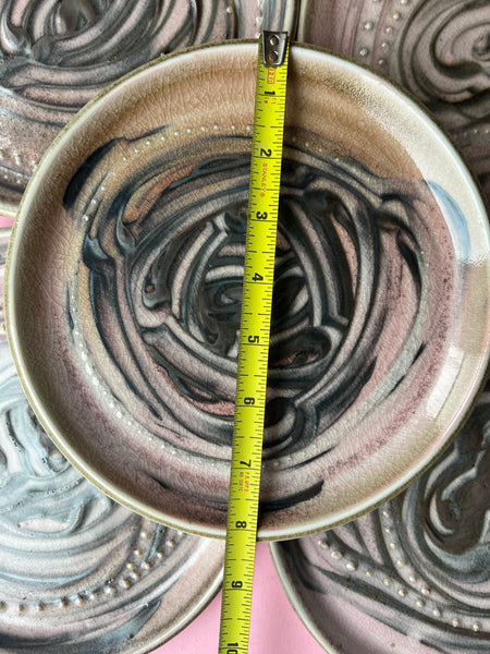 Plates: Set of 5 Pink Swirl